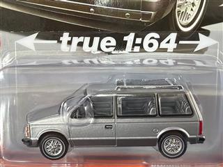 AUTO WORLD 1985 PLYMOUTH VOYAGER MIGHTY MINIVANS